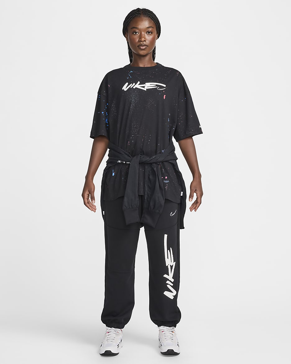 NIKE公式】ナイキ スポーツウェア ブレイキン ウィメンズ オーバーサイズド ショートスリーブ Tシャツ.オンラインストア (通販サイト)